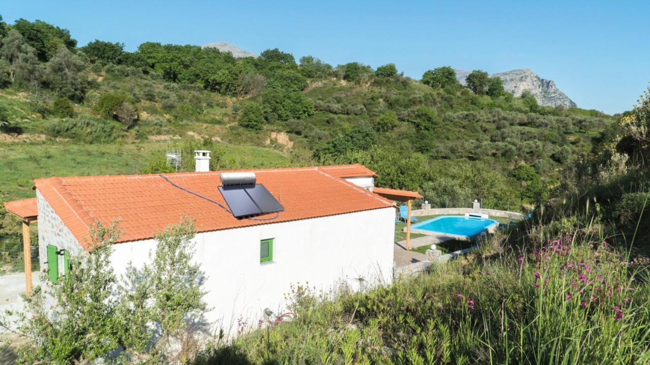 Villa Elia Lambiní Buitenkant foto