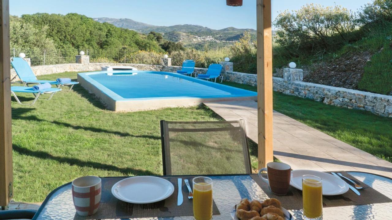 Villa Elia Lambiní Buitenkant foto